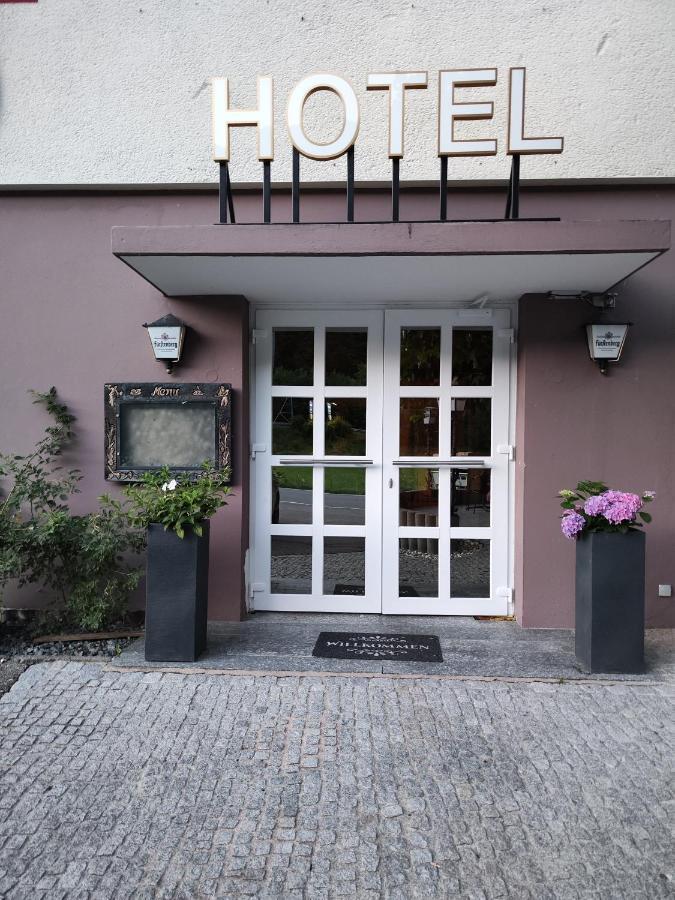 Hotel Lowen Тенген Экстерьер фото